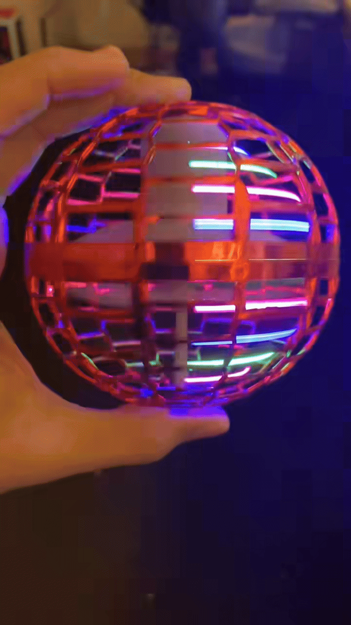 Flynova - PRO Flying Spinner Ball TrendyZone